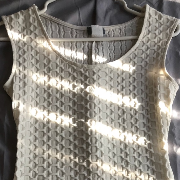 White patterned dress. - Picture 3 of 3